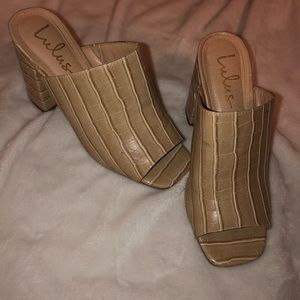 Lulu’s chunky heeled sandals